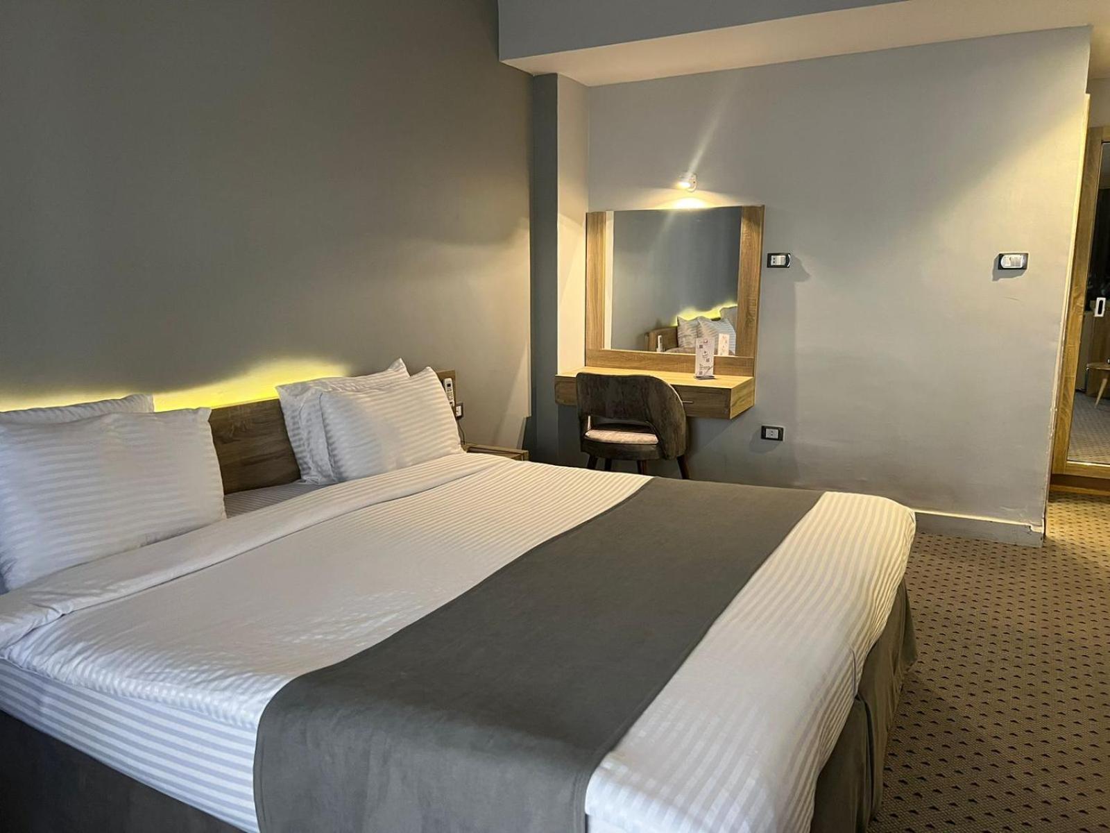 Atlas International 3* Cairo